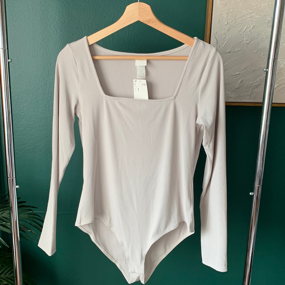 Gray H&M Long-Sleeve Bodysuit
